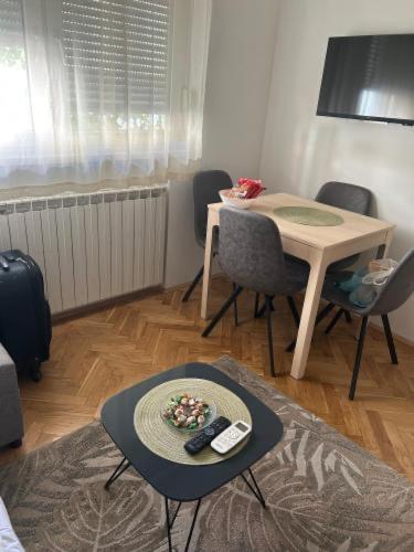 Hipodrom Apartment ซาเกร็บ ภายนอก รูปภาพ